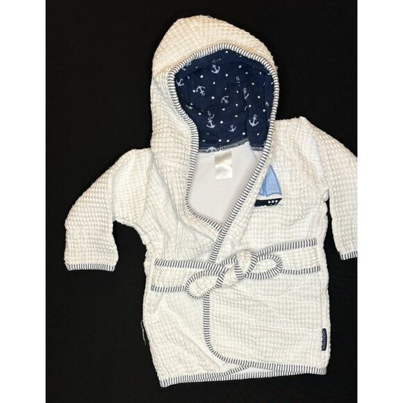 NAUTICA 3-piece Bathrobe Set | Baby 6-9 M | White With Navy Strip Trim - Picture 2 of 6